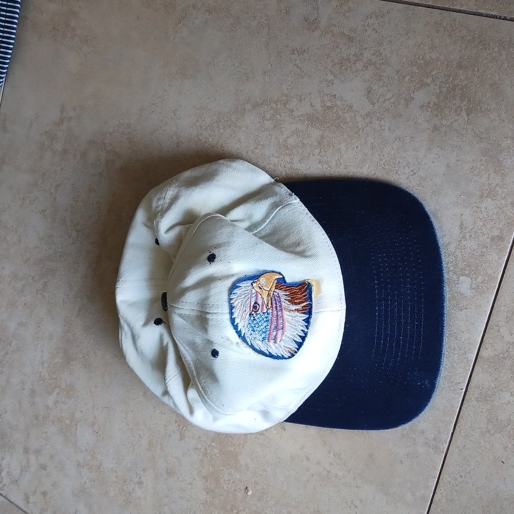 Caps - Picture 5 of 6